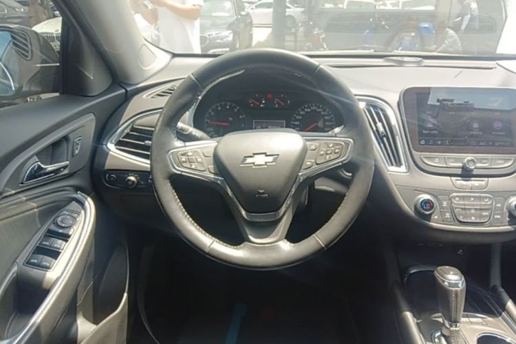 Used Chevrolet Malibu XL 2019 535T CVT Active Version Steering Wheel