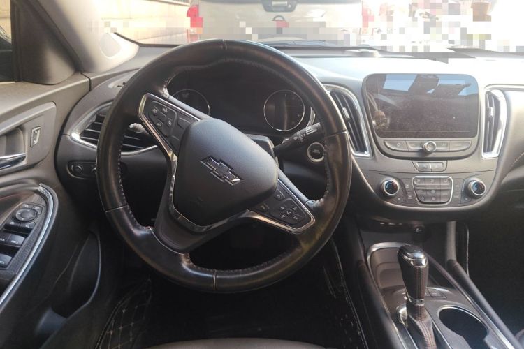 Used Chevrolet Malibu XL 2019 Redline 550T Automatic Sport Edition Steering Wheel