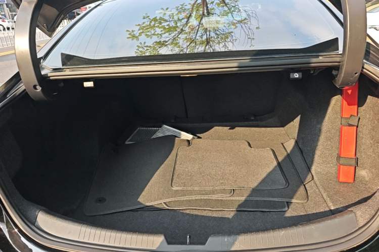 Used Chevrolet Malibu XL 2019 535T CVT Active Version Trunk