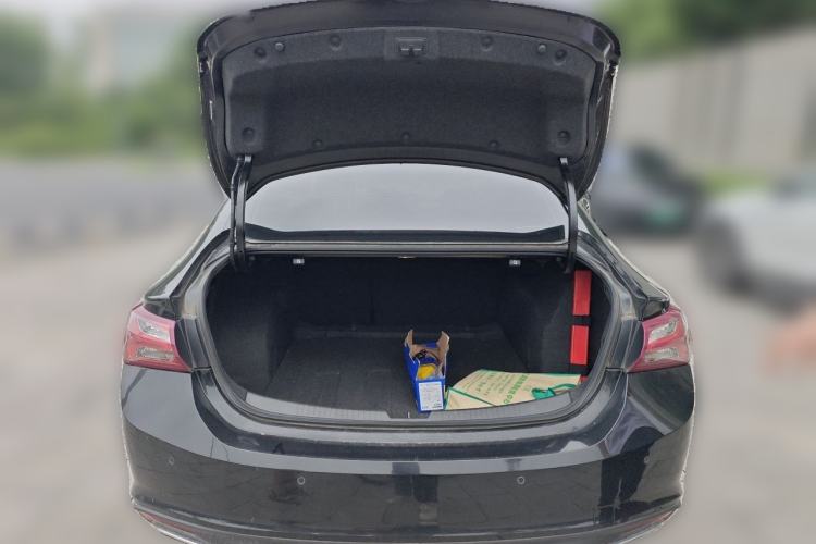 Used Chevrolet Malibu XL 2019 Redline 550T Automatic RuiLian Edition Trunk