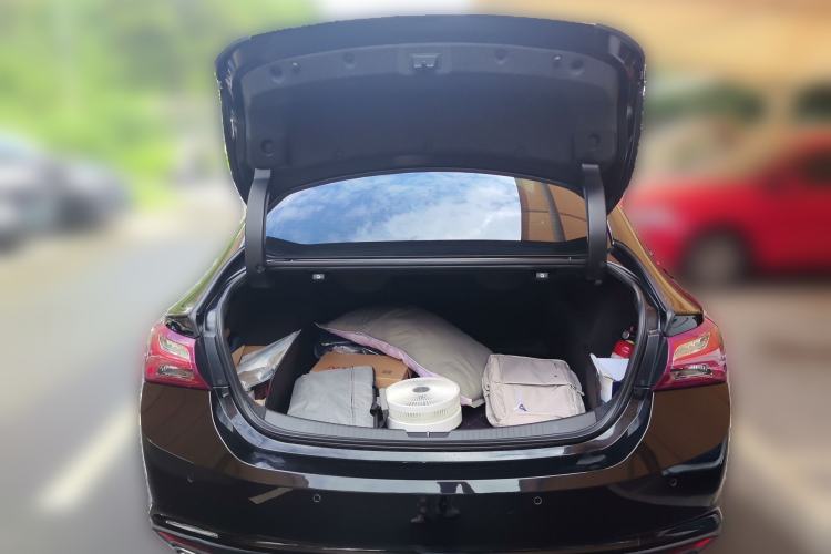 Used Chevrolet Malibu XL 2019 Redline 550T Automatic RuiLian Edition Trunk