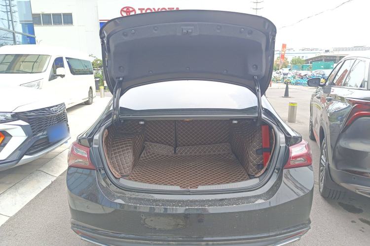 Used Chevrolet Malibu XL 2019 Redline 550T Automatic Sport Edition Trunk