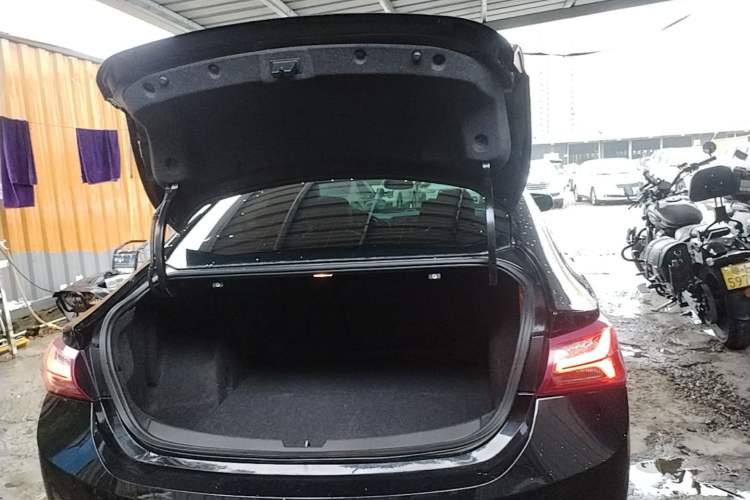 Used Chevrolet Malibu XL 2019 Redline 550T Automatic RuiLian Edition Trunk