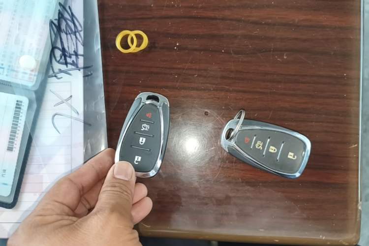 Used Chevrolet Malibu XL 2019 Redline 550T Automatic Sport Edition Vehicle Key
