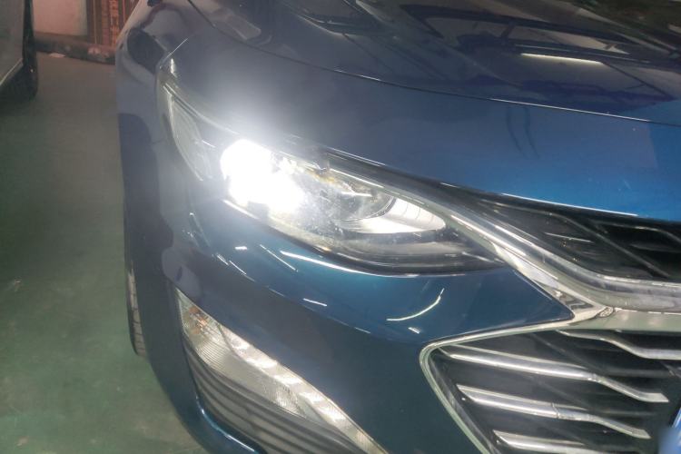 Used Chevrolet Malibu XL 2019 550T Automatic Sapphire Blue Limited Edition Exterior 3