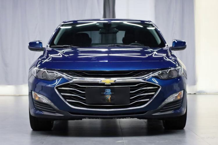Used Chevrolet Malibu XL 2019 550T Automatic Sapphire Blue Limited Edition Exterior 4