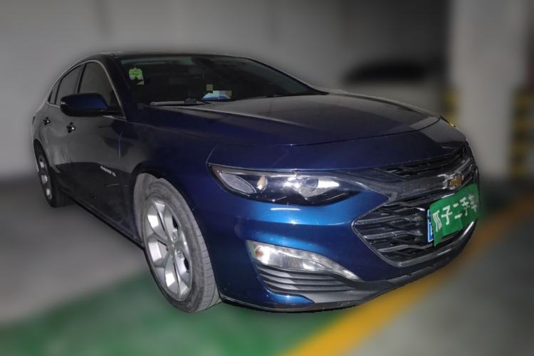 Used Chevrolet Malibu XL 2019 550T Automatic Sapphire Blue Limited Edition Front Right 45 Deg