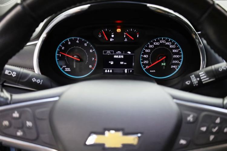 Used Chevrolet Malibu XL 2019 550T Automatic Sapphire Blue Limited Edition Interior 5