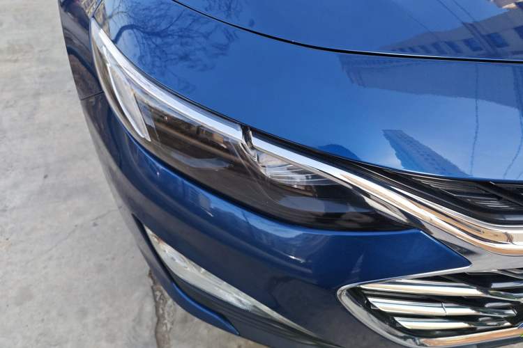 Used Chevrolet Malibu XL 2019 Redline 550T Automatic Sport Edition Right Front Headlight
