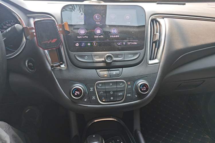 Used Chevrolet Malibu XL 2019 535T CVT Active Version Audio And AC Panel