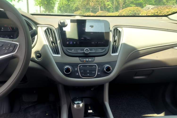 Used Chevrolet Malibu XL 2019 535T CVT Rui Xing Edition Audio And AC Panel