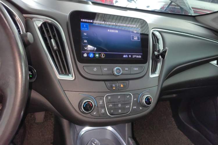 Used Chevrolet Malibu XL 2019 Redline 550T Automatic Sport Edition Audio And AC Panel