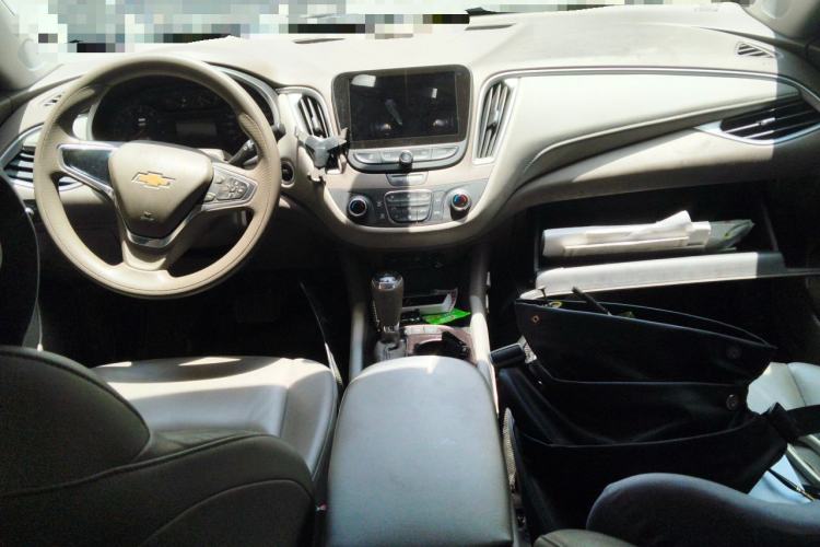 Used Chevrolet Malibu XL 2019 535T CVT Rui Xing Edition Center Console