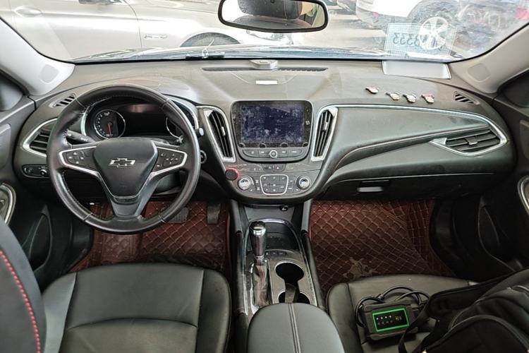 Used Chevrolet Malibu XL 2019 Redline 550T Automatic RuiLian Edition Center Console