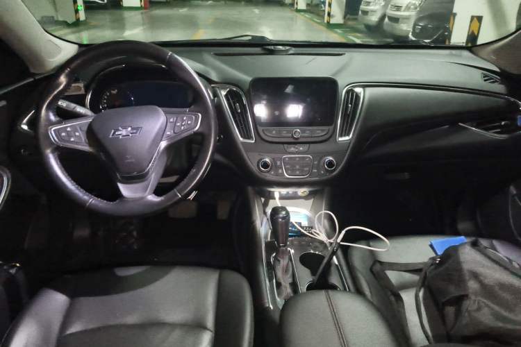 Used Chevrolet Malibu XL 2019 Redline 550T Automatic RuiLian Edition Center Console