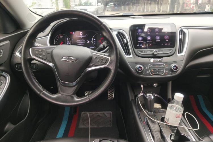Used Chevrolet Malibu XL 2019 535T CVT RuiLian Edition Center Console