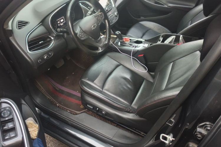 Used Chevrolet Malibu XL 2019 Redline 550T Automatic Sport Edition Driver Seat
