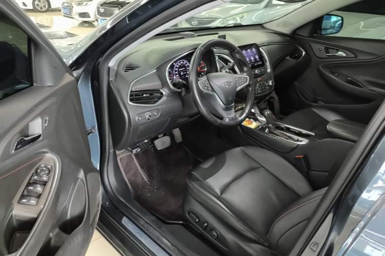 Used Chevrolet Malibu XL 2019 Redline 550T Automatic RuiLian Edition Driver Seat