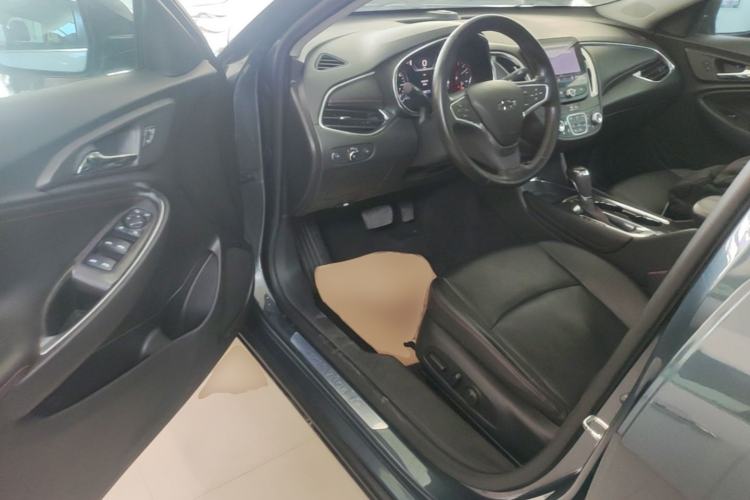 Used Chevrolet Malibu XL 2019 Redline 550T Automatic RuiLian Edition Driver Seat