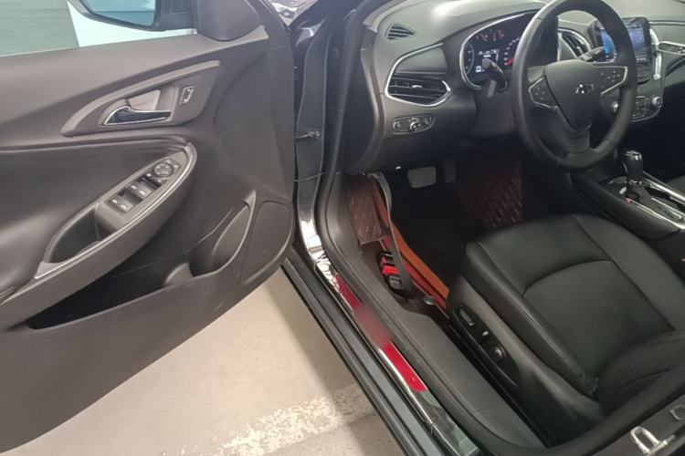 Used Chevrolet Malibu XL 2019 535T CVT Active Version Driver Seat