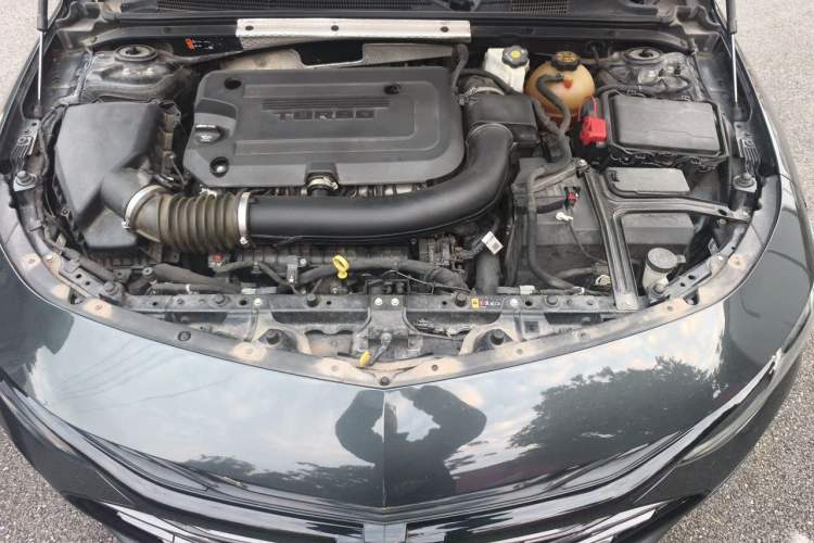 Used Chevrolet Malibu XL 2019 Redline 550T Automatic Sport Edition Engine Bay