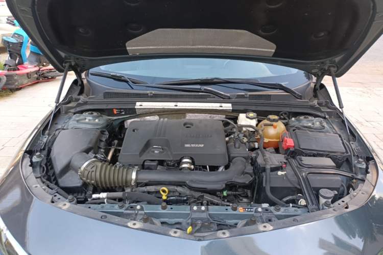 Used Chevrolet Malibu XL 2019 535T CVT Active Version Engine Bay