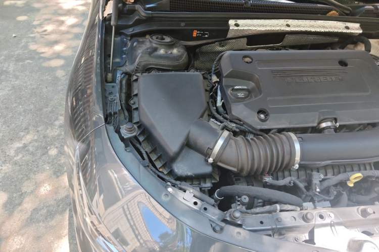 Used Chevrolet Malibu XL 2019 Redline 550T Automatic RuiLian Edition Engine Bay Right