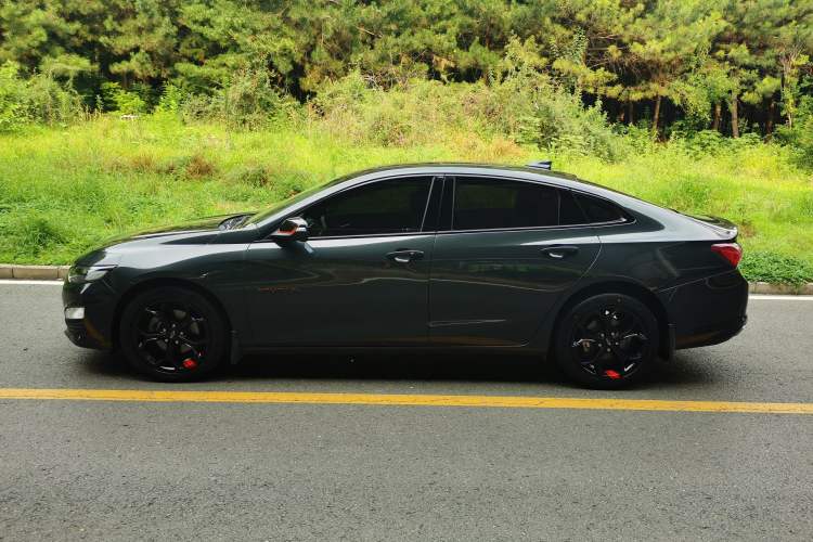 Used Chevrolet Malibu XL 2019 Redline 550T Automatic Sport Edition Exterior 4