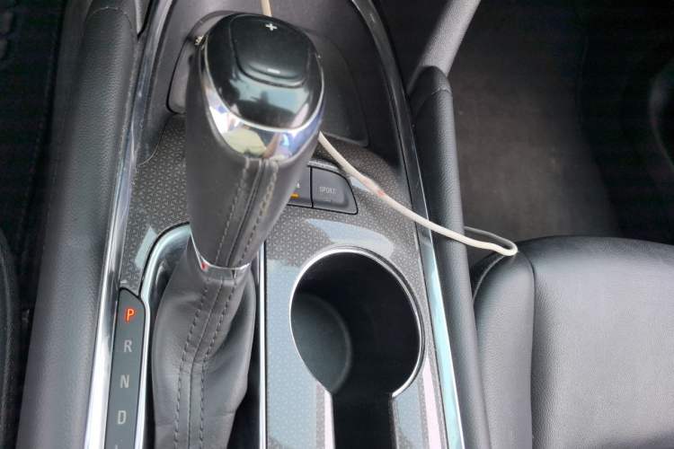 Used Chevrolet Malibu XL 2019 535T CVT RuiLian Edition Gear Lever