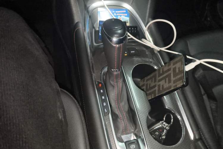 Used Chevrolet Malibu XL 2019 Redline 550T Automatic RuiLian Edition Gear Lever