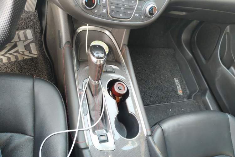Used Chevrolet Malibu XL 2019 Redline 550T Automatic RuiLian Edition Gear Lever