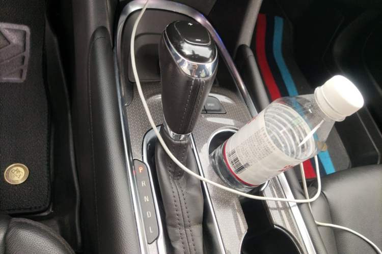 Used Chevrolet Malibu XL 2019 535T CVT RuiLian Edition Gear Lever