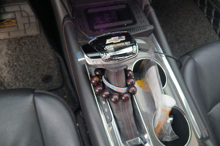 Used Chevrolet Malibu XL 2019 Redline 550T Automatic Sport Edition Gear Lever