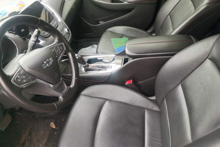 Used Chevrolet Malibu XL 2019 Redline 550T Automatic Sport Edition Left Front Seat