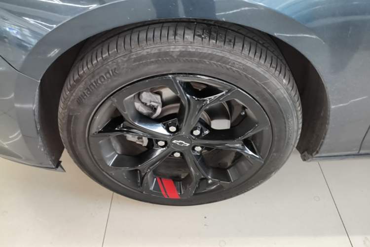 Used Chevrolet Malibu XL 2019 Redline 550T Automatic RuiLian Edition Left Front Wheel Hub