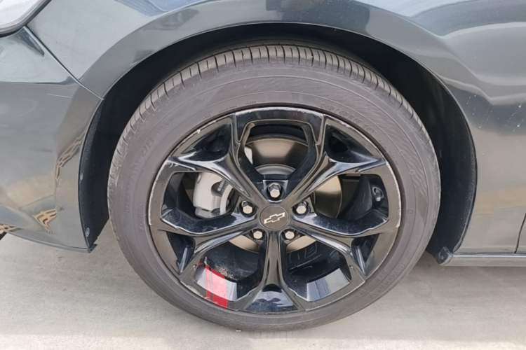 Used Chevrolet Malibu XL 2019 Redline 550T Automatic RuiLian Edition Left Front Wheel Hub