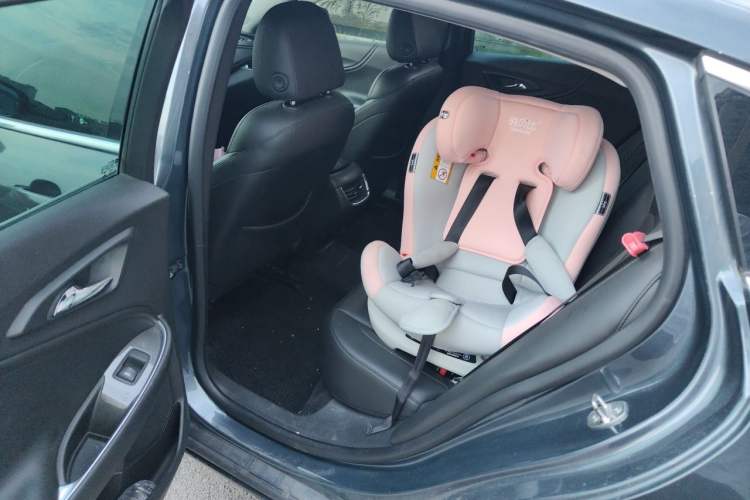 Used Chevrolet Malibu XL 2019 535T CVT Active Version Left Rear Seat