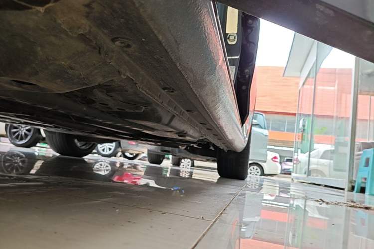 Used Chevrolet Malibu XL 2019 Redline 550T Automatic RuiLian Edition Left Side Sill