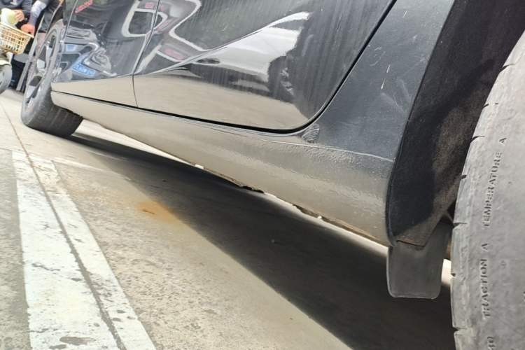 Used Chevrolet Malibu XL 2019 Redline 550T Automatic RuiLian Edition Left Side Sill