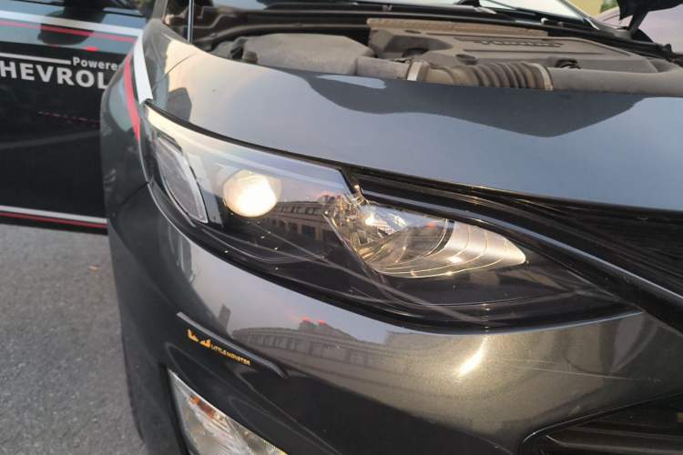 Used Chevrolet Malibu XL 2019 Redline 550T Automatic Sport Edition Right Front Headlight