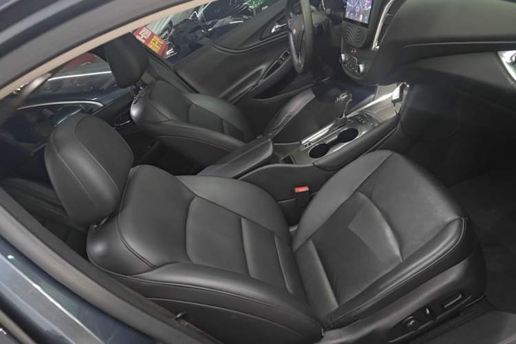 Used Chevrolet Malibu XL 2019 535T CVT Active Version Right Front Seat