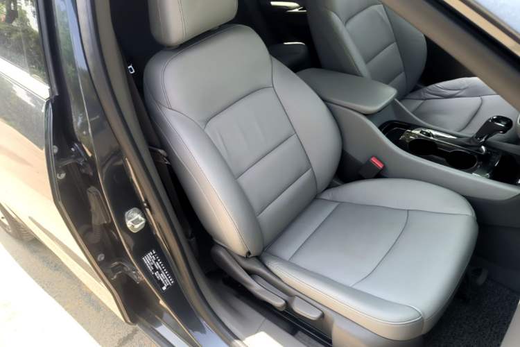 Used Chevrolet Malibu XL 2019 535T CVT Rui Xing Edition Right Front Seat