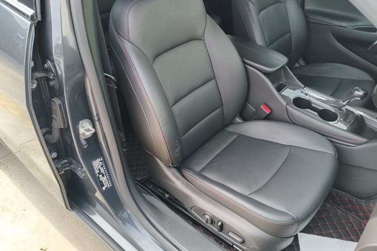 Used Chevrolet Malibu XL 2019 Redline 550T Automatic RuiLian Edition Right Front Seat