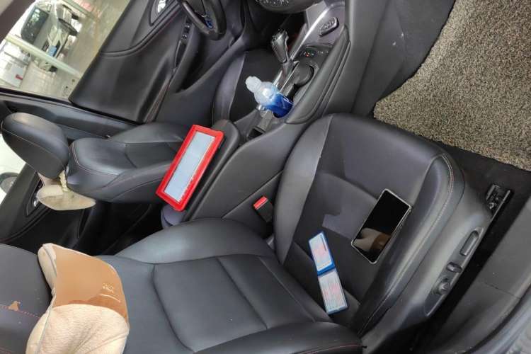 Used Chevrolet Malibu XL 2019 Redline 550T Automatic Sport Edition Right Front Seat