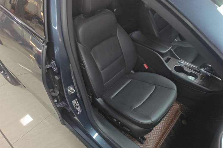 Used Chevrolet Malibu XL 2019 Redline 550T Automatic RuiLian Edition Right Front Seat