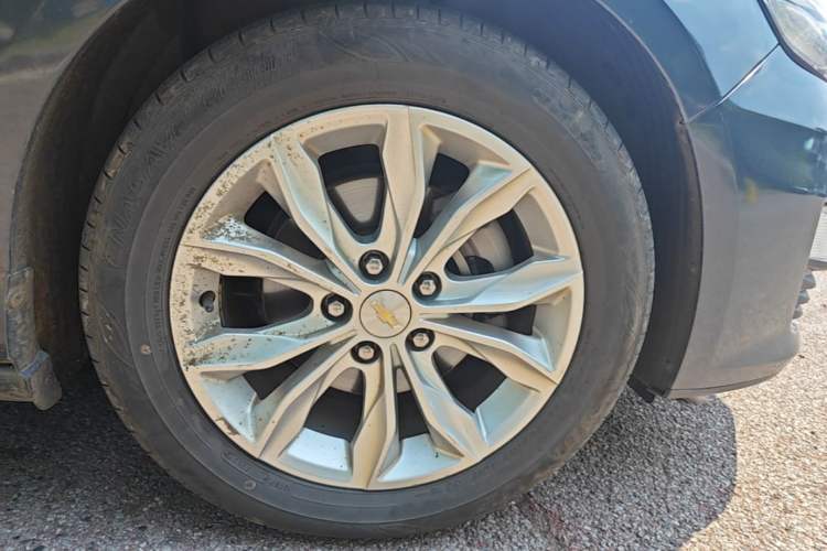 Used Chevrolet Malibu XL 2019 535T CVT Active Version Right Front Wheel Hub