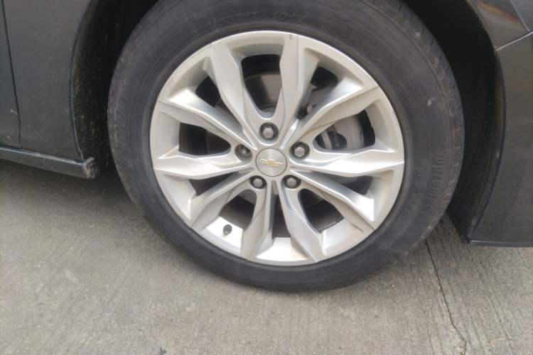 Used Chevrolet Malibu XL 2019 535T CVT RuiLian Edition Right Front Wheel Hub
