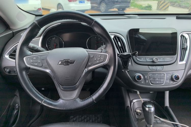 Used Chevrolet Malibu XL 2019 535T CVT RuiLian Edition Steering Wheel