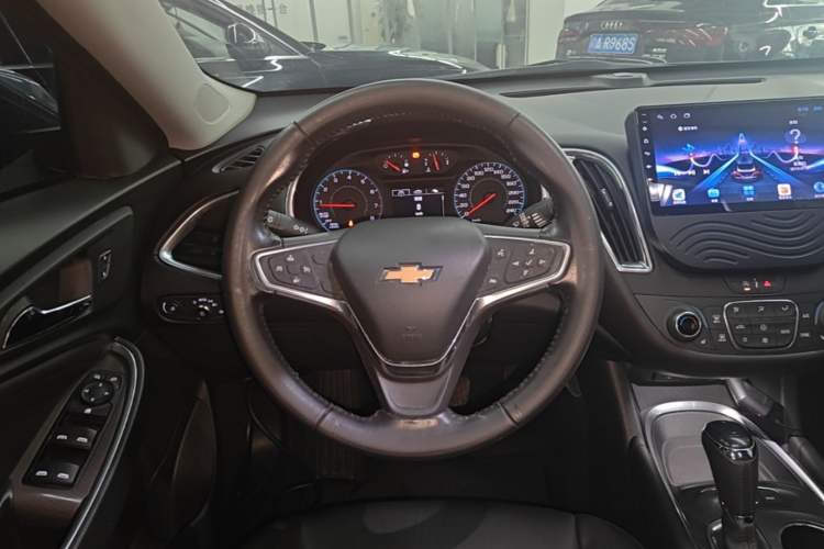 Used Chevrolet Malibu XL 2019 535T CVT Active Version Steering Wheel
