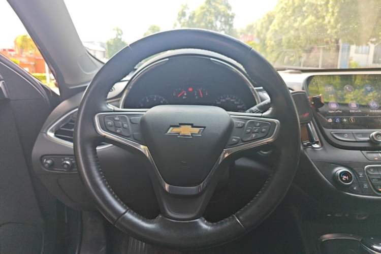 Used Chevrolet Malibu XL 2019 535T CVT Active Version Steering Wheel